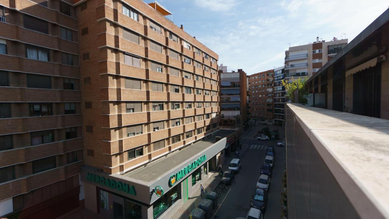 Rentalsevilla Coqueto Apartamento Con Terraza Privada Sevilha Exterior foto
