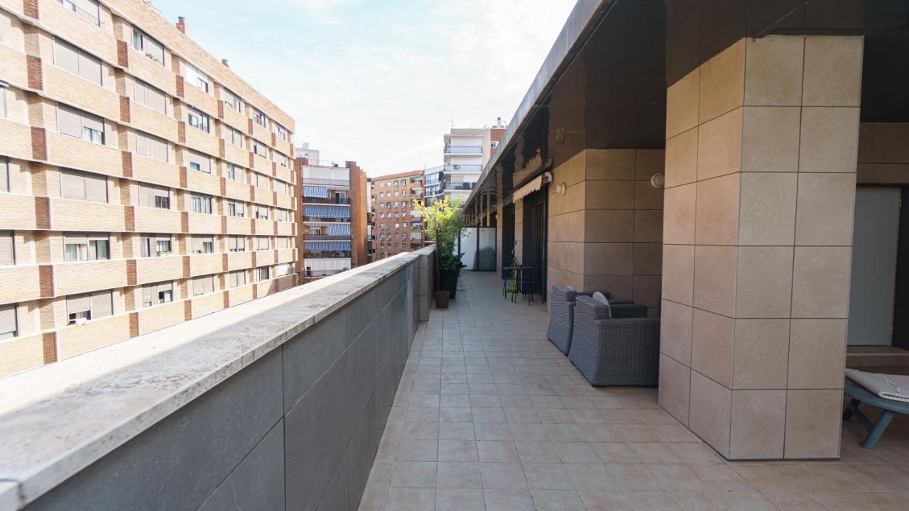Rentalsevilla Coqueto Apartamento Con Terraza Privada Sevilha Exterior foto