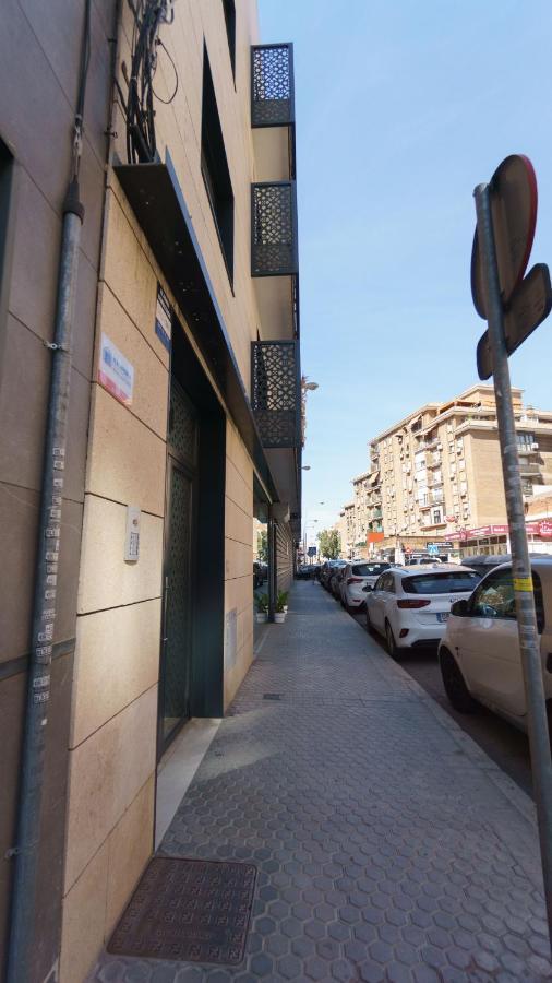 Rentalsevilla Coqueto Apartamento Con Terraza Privada Sevilha Exterior foto