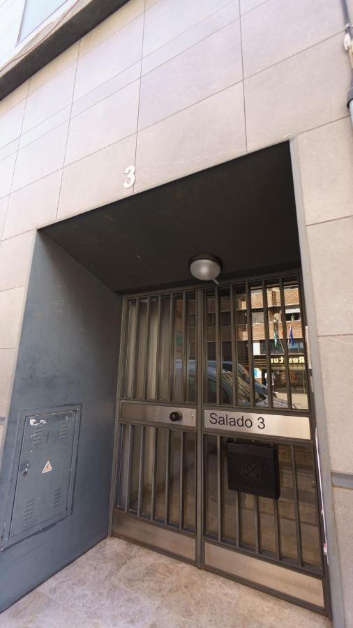 Rentalsevilla Coqueto Apartamento Con Terraza Privada Sevilha Exterior foto