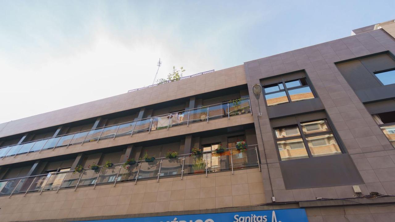 Rentalsevilla Coqueto Apartamento Con Terraza Privada Sevilha Exterior foto