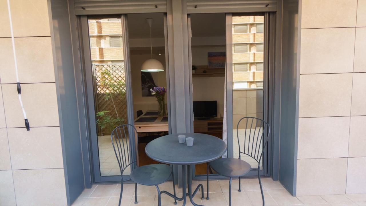 Rentalsevilla Coqueto Apartamento Con Terraza Privada Sevilha Exterior foto